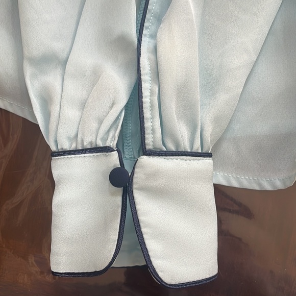 MANGO Light Blue Crewneck Blouse Size M - Picture 12 of 13